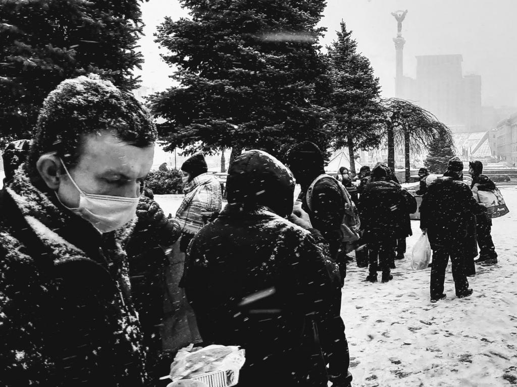 Vita da senzatetto in Ucraina: nell'inverno più freddo c'è il calore della solidarietà